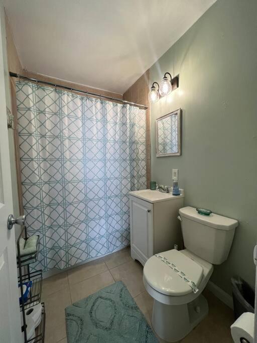 Beach Bungalow In Downtown Cocoa Beach Vila Exterior foto